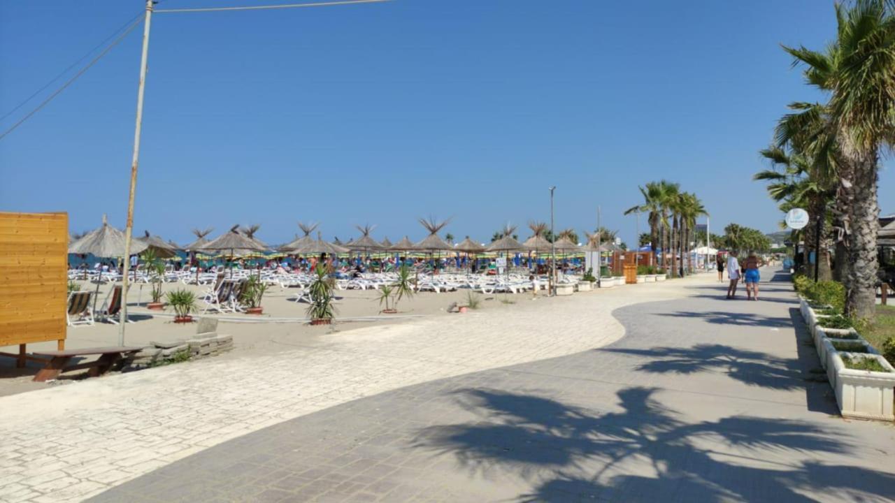 J&A Beachside Apartment 格勒姆 外观 照片